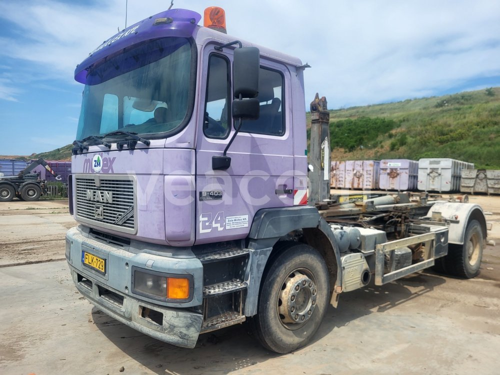 Online aukce: MAN  F 2000