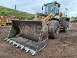 Online auction: LIEBHERR  L566 4X4