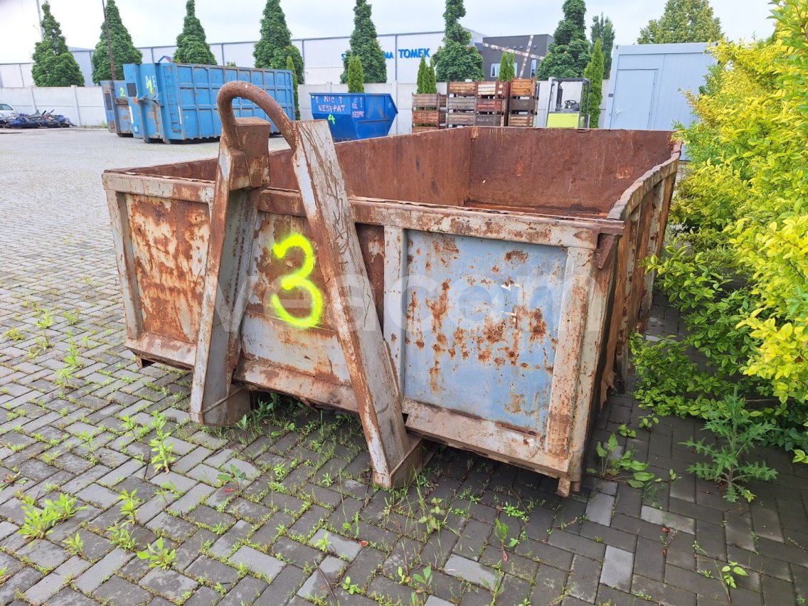 Online aukce:   KONTEJNER (3)