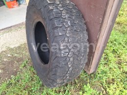 Online-Versteigerung:   PNEUMATIKA  1 KS NA NISSAN PICK UP D22