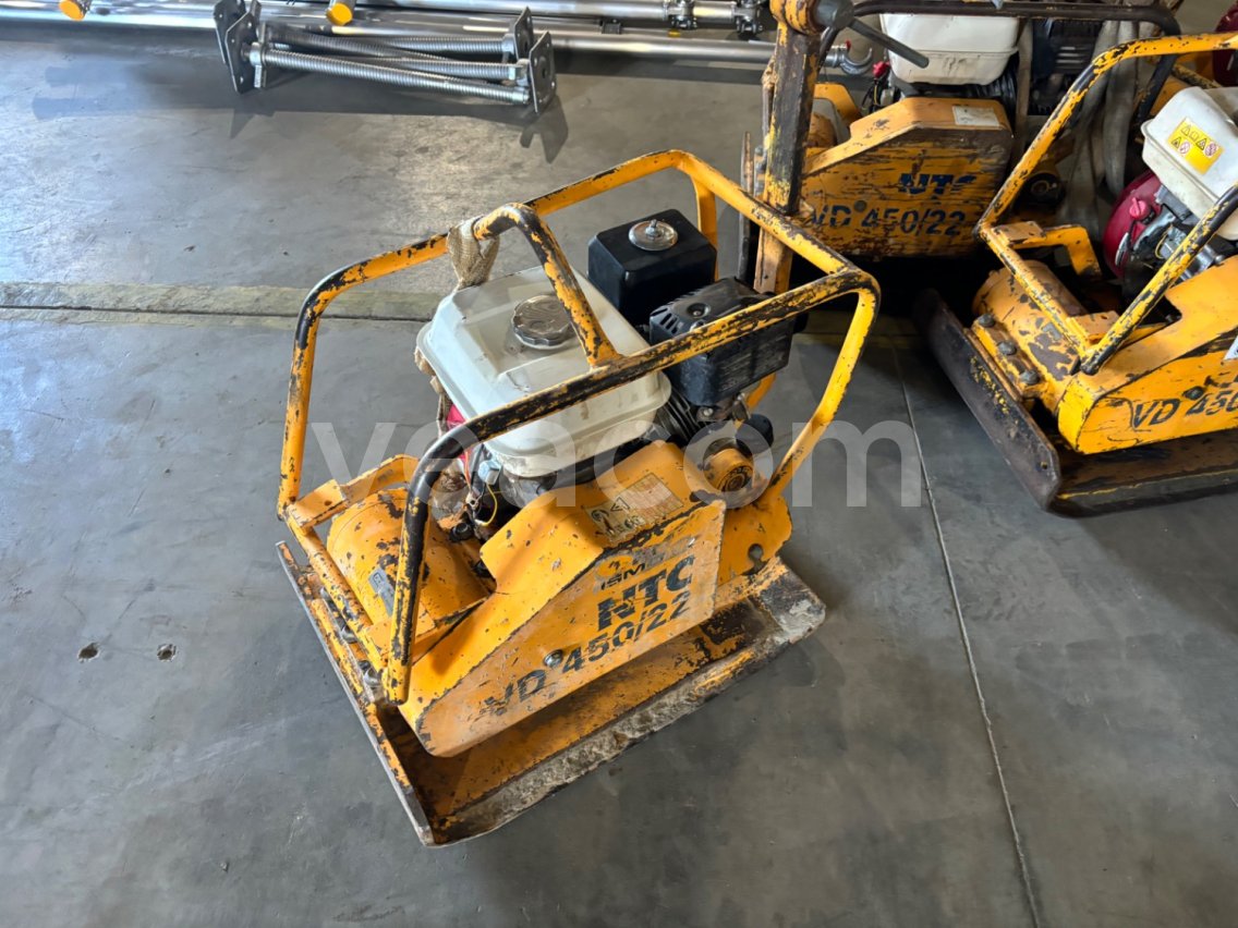 Online auction:   NTC VD 450/22