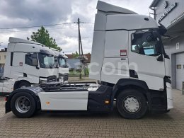 Online aukce: RENAULT  T 440