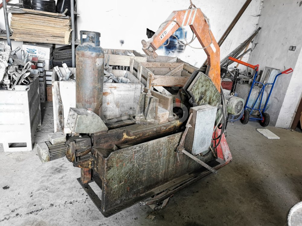 Online aukce:  Strojni pila KFD-400-02