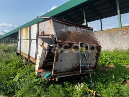 Online aukce:   KAMZIK  MAXI KŔMNY VOZ