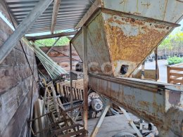 Online auction:   SÁZECÍ STROJ PRO VELKÉ KVĚTINÁČE