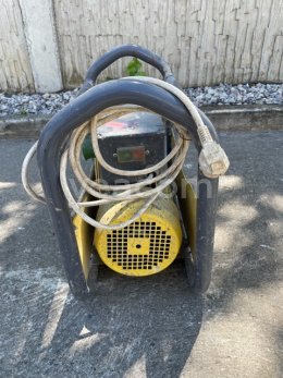 Online auction:   Atlas Copco CF25M + ponorné vibrátory AX40 a AX48