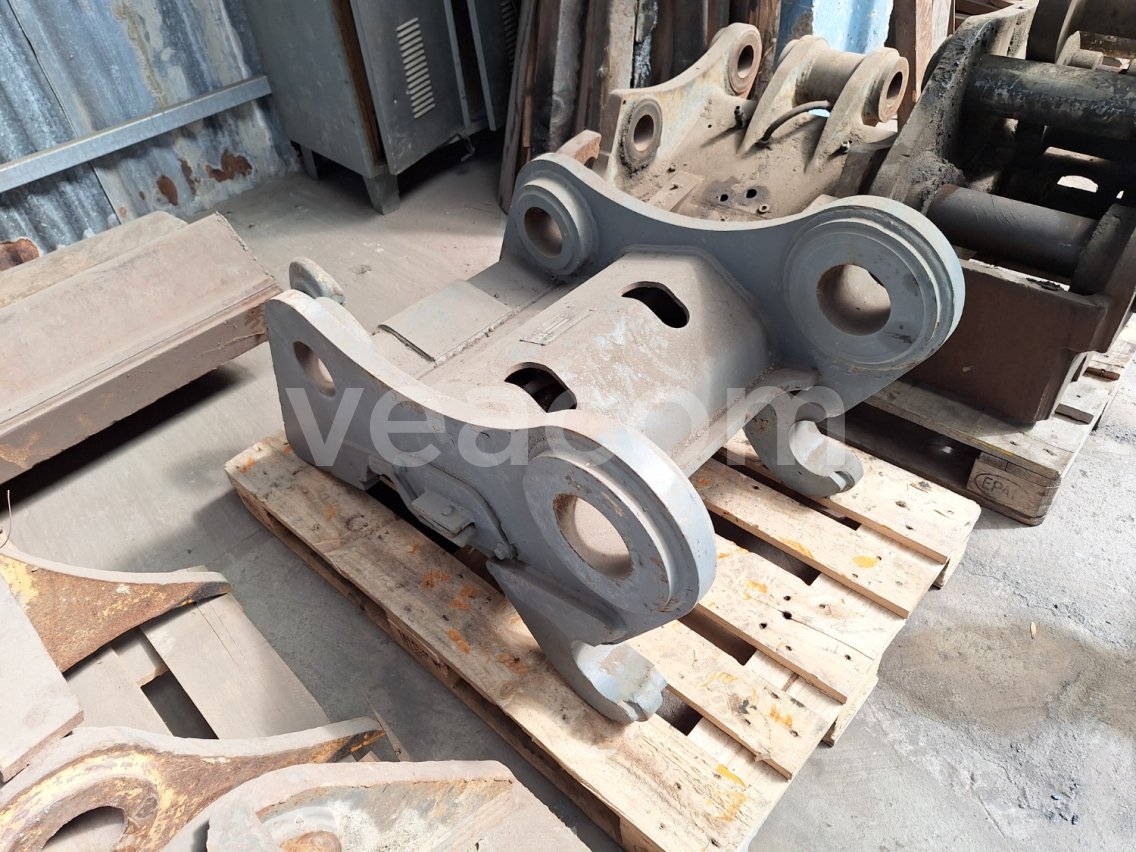 Online aukce:   HYDRAULICKÝ RYCHLOUPÍNÁK S3