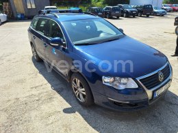 Online auction: VOLKSWAGEN  PASSAT VARIANT