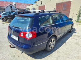Online auction: VOLKSWAGEN  PASSAT VARIANT