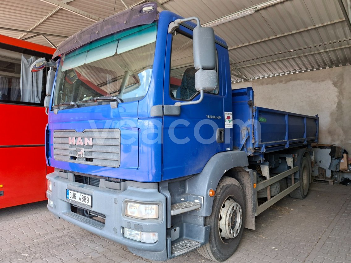 Online aukce: MAN  TGM 18.240 4X2 BB