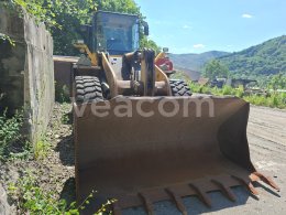 Online aukce: KOMATSU  WA320-5 4X4