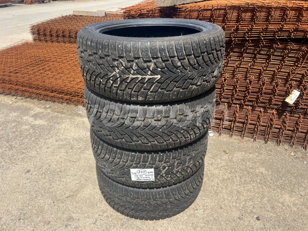 Aukcja internetowa:  NOKIAN TYRES