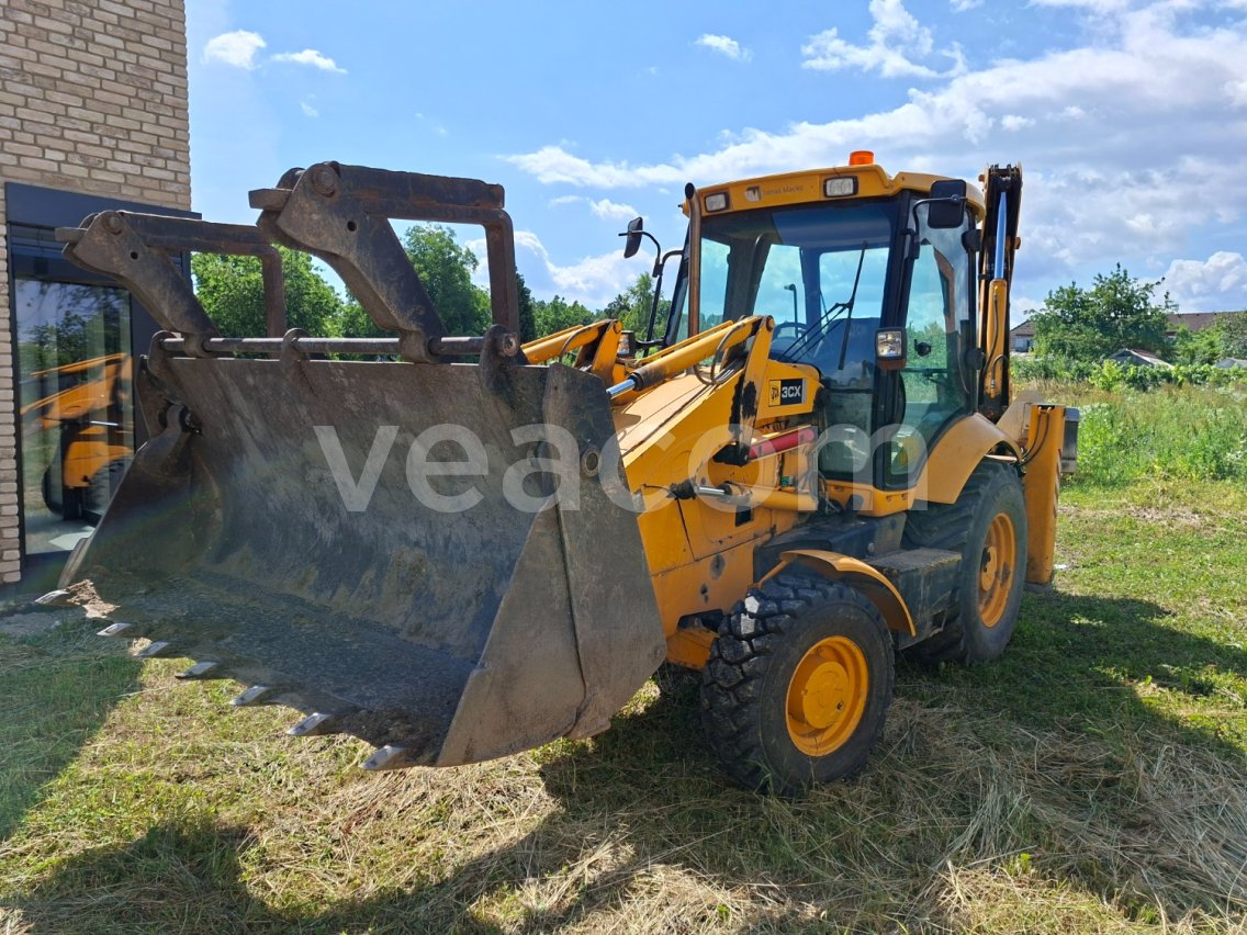 Online aukce: JCB  3 CX 4X4