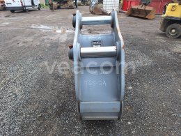 Online auction:   STRICKLAND JS160