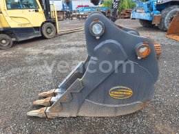 Online auction:   STRICKLAND JS160