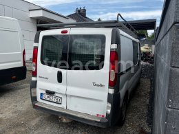 Aukcja internetowa: RENAULT  TRAFIC 2.0 DCI