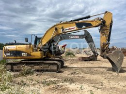 Online aukce: CATERPILLAR  323D