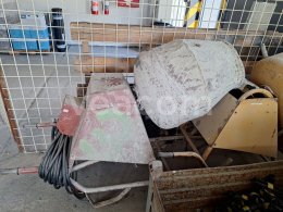 Online-Versteigerung:  STAVEBNÍ MÍCHAČKA