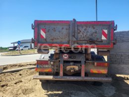 Online aukce: IVECO  TRAKKER 6X2 + 4 X KONTAJNER