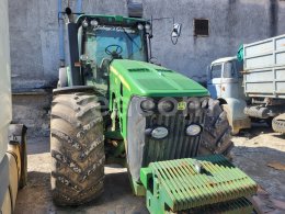 Online auction: JOHN DEERE  8330