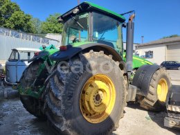 Online auction: JOHN DEERE  8330