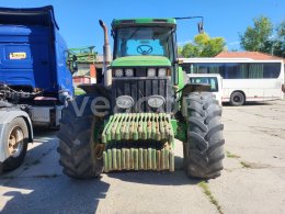 Online auction: JOHN DEERE  LR8100