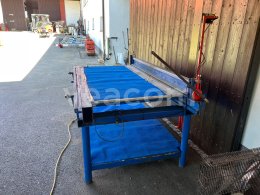 Online auction:   STŮL NA OHÝBÁNÍ HLINÍKOVÝCH PLECHŮ
