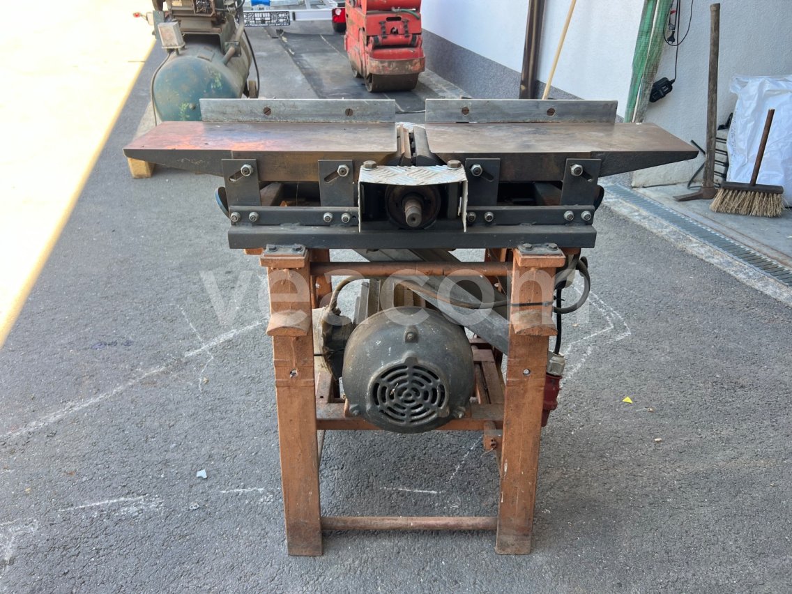 Online auction:   HOBLOVAČKA