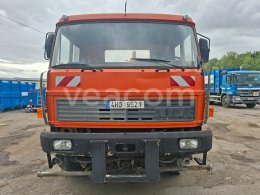 Online aukce: KAROSA  SA8 L110