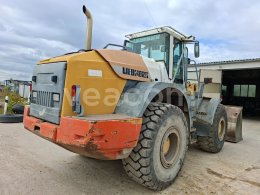Online auction: LIEBHERR  L 554 4X4