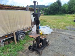 Online auction:  ŠTÍPAČKA NA ŠINDELE