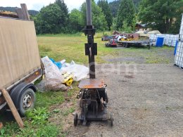 Online auction:   ŠTÍPAČKA NA ŠINDELE