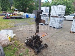 Online auction:   ŠTÍPAČKA NA ŠINDELE