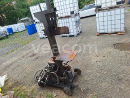 Online auction:   ŠTÍPAČKA NA ŠINDELE