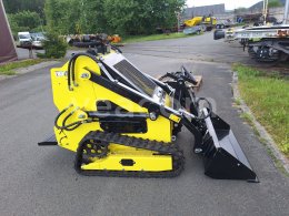 Online aukce:   MACHPRO SKID STEER LOADER MPS330
