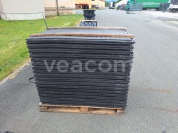 Online aukce:   PŘEJEZDOVÉ PLOTNY 35 KS 77 X 118 CM