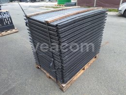 Online aukce:   PŘEJEZDOVÉ PLOTNY 35 KS 77 X 118 CM