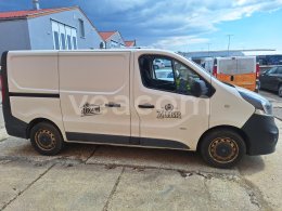 Online auction: OPEL  VIVARO-B