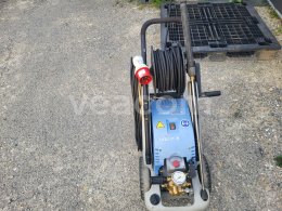 Online aukce:   QUADRO 799TST