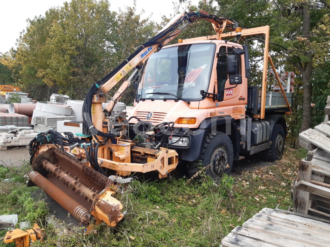 Online auction: MERCEDES-BENZ  UNIMOG U 500 4x4