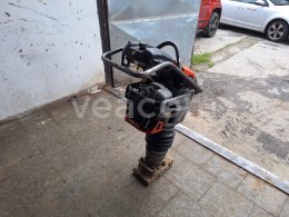 Online aukce: HUSQUARNA  LT 6005