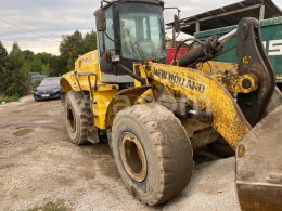 Online aukce: NEW HOLLAND  W230