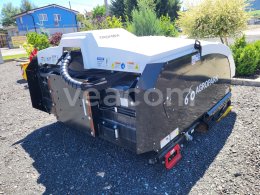 Online aukce: TROMBIA  220