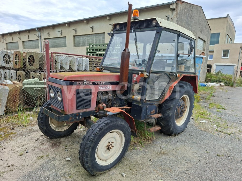Online auction: ZETOR  7211