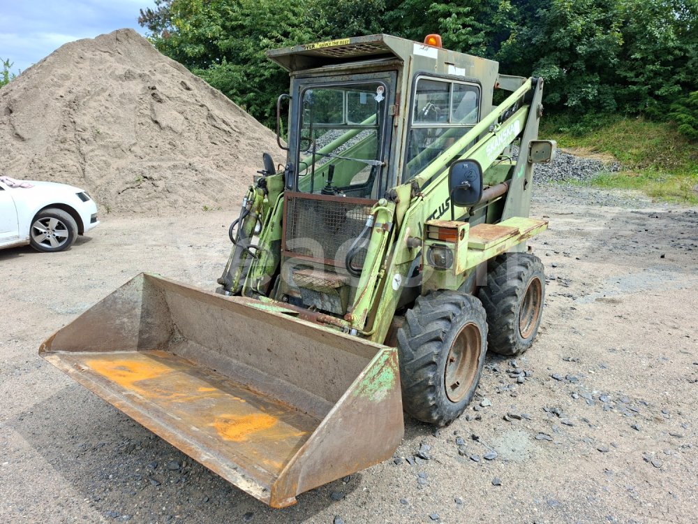 Online auction: UNC  LOCUST L-750 STN 4X4