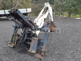 Online auction:   Bobcat 835S