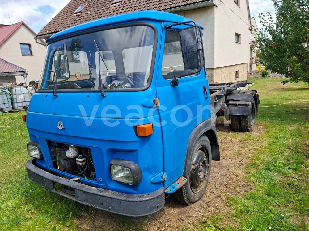 Online auction: AVIA  A 31 TN LNK