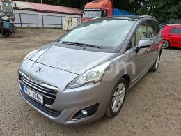 Online auction: PEUGEOT  5008