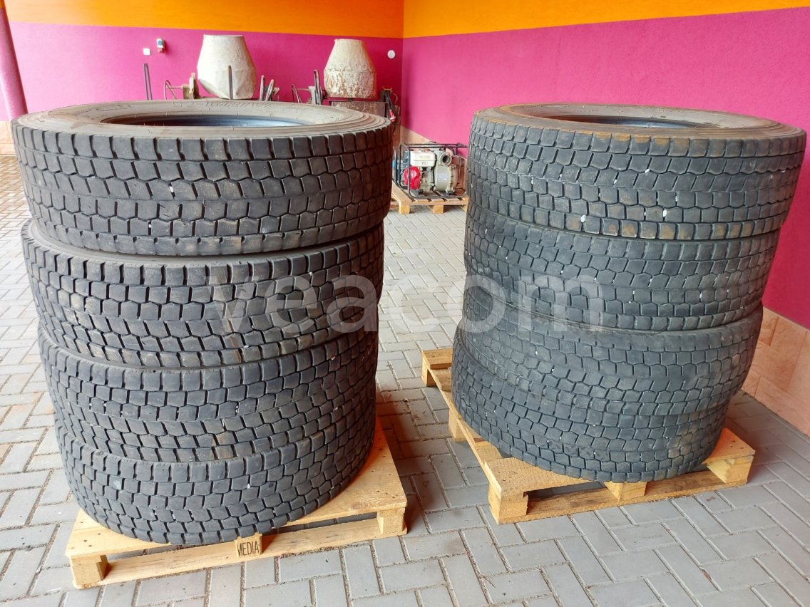 Online aukce: BRIDGESTONE  315/80 R22,5 - pneumatiky 8ks