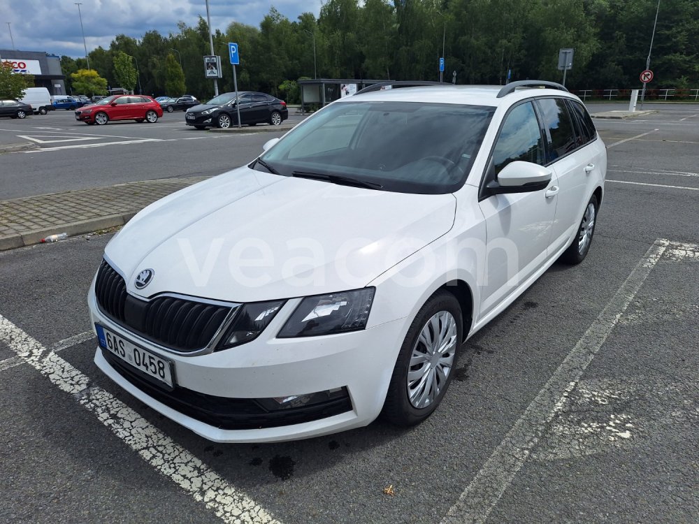 Online auction: ŠKODA  OCTAVIA